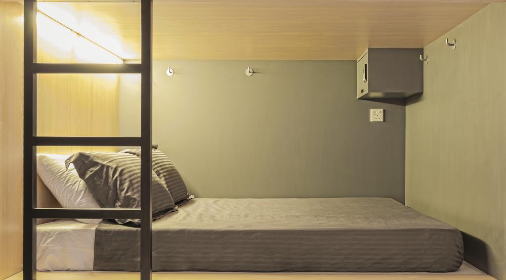 Doppelbett im gemischten Schlafsaal mit 6 Betten